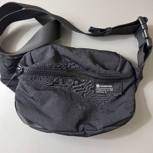 Lululemon belt bag